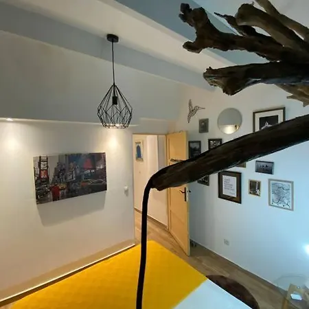 Charmante Maison Avec Exterieur A Deux Pas Des Remparts Aigues-Mortes Esterno foto
